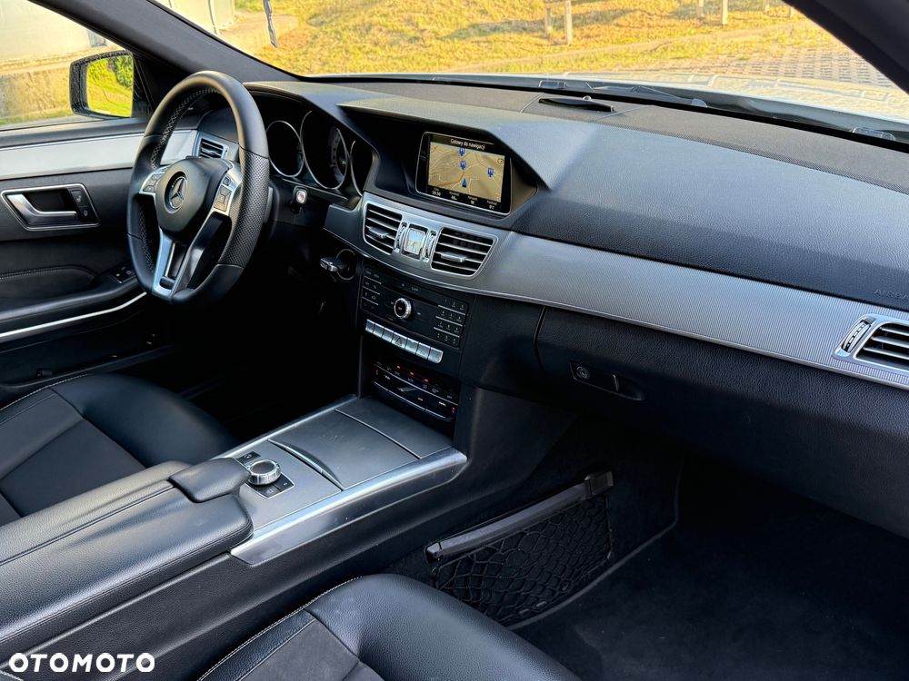 Mercedes-Benz Klasa E 220 BlueTEC 4Matic 7G-TRONIC Edition - 18