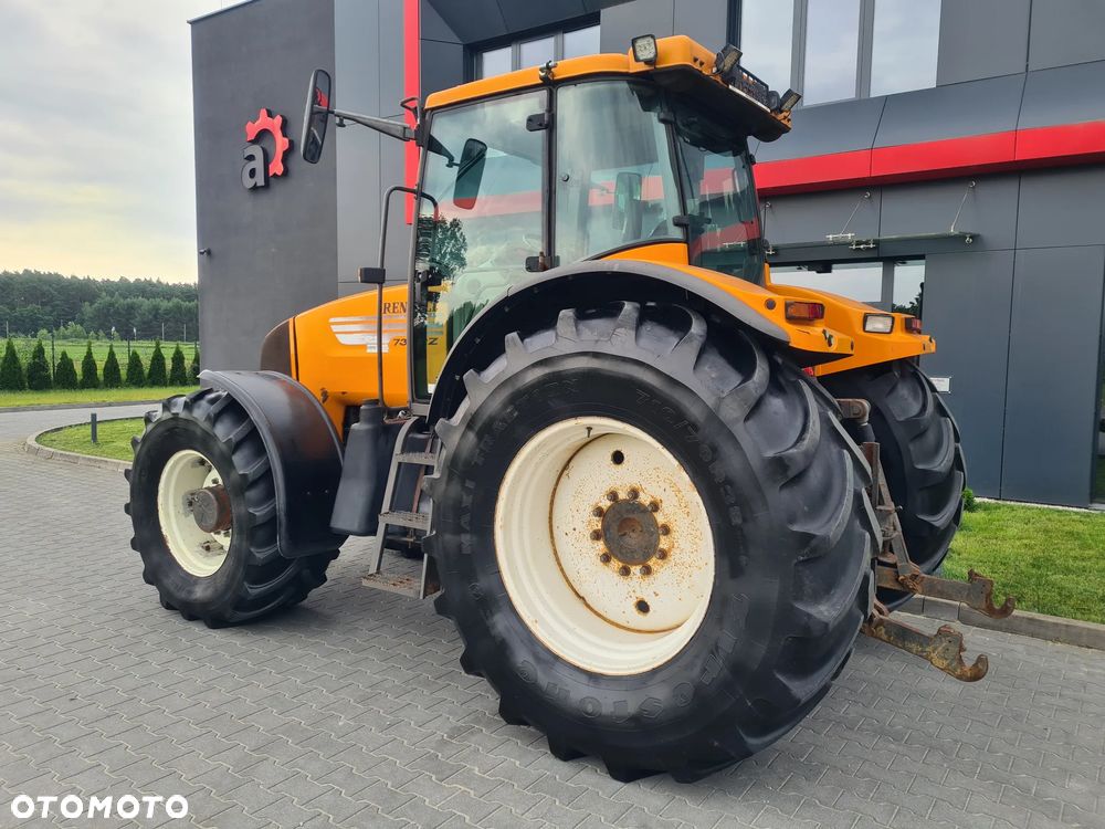Renault Ares 735 - 2
