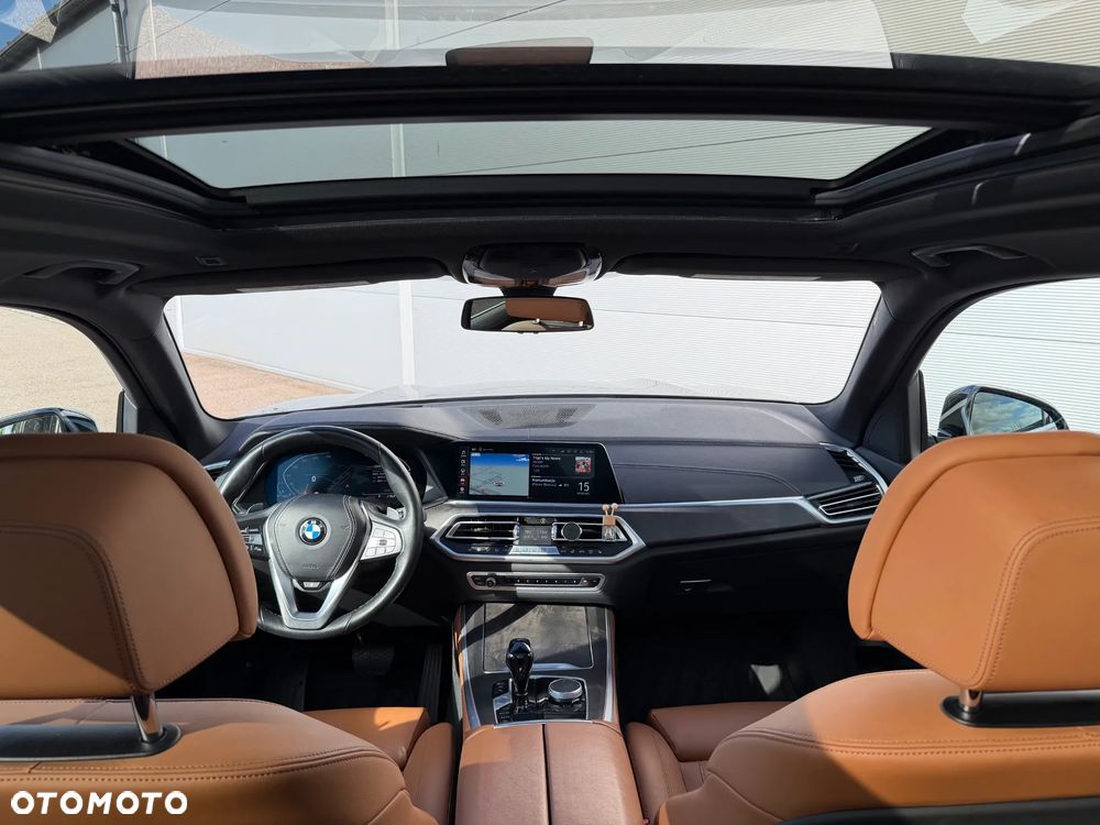 BMW X5 xDrive40i mHEV - 36