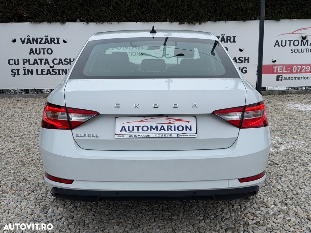 Skoda Superb 2.0 TDI DSG Essence - 4