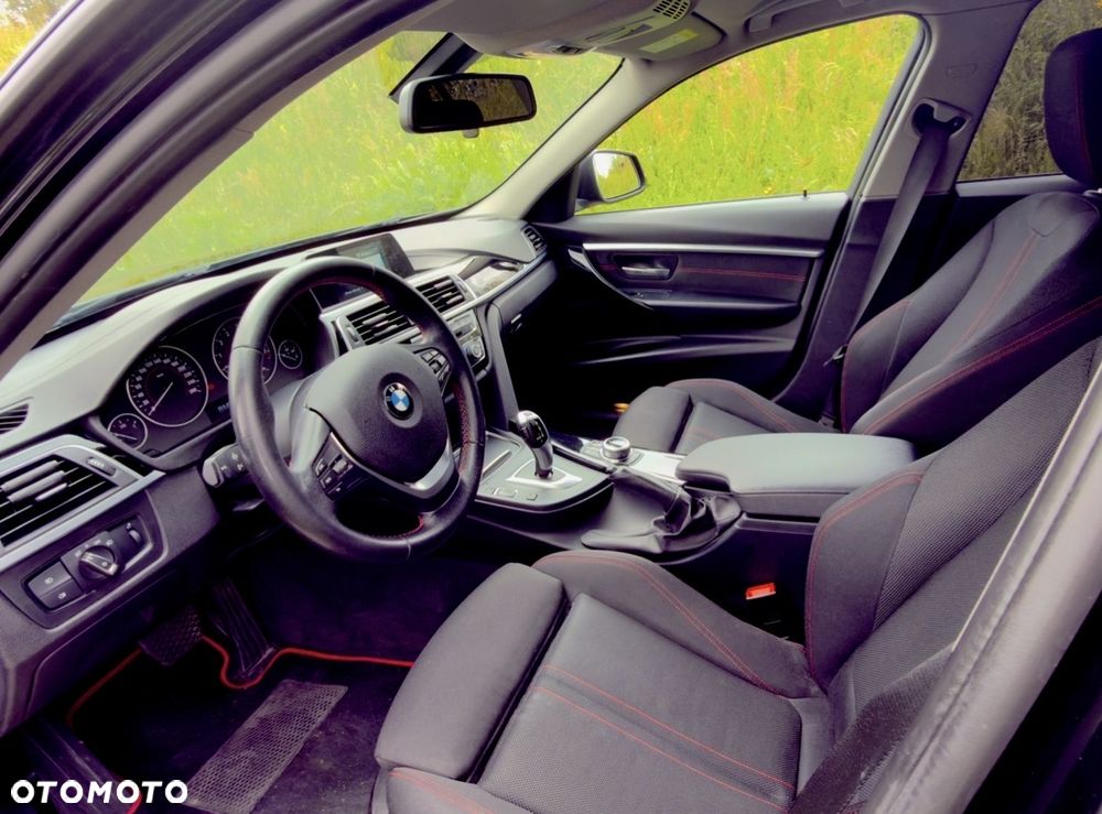 BMW Seria 3 318i Sport Line - 9