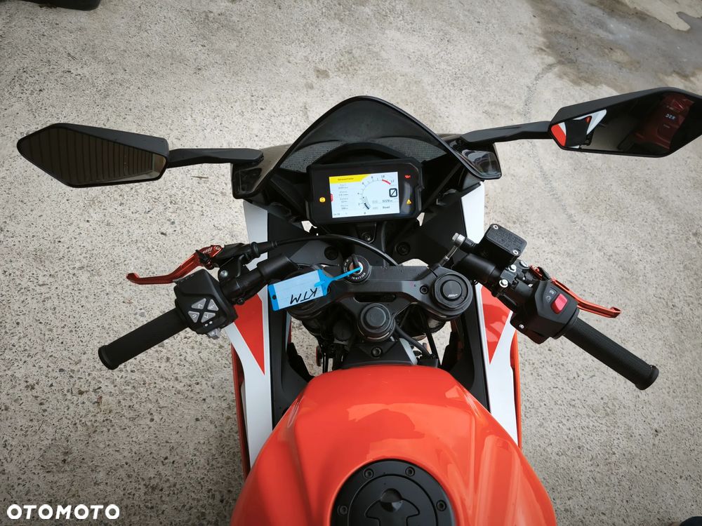 KTM RC 125 - 4