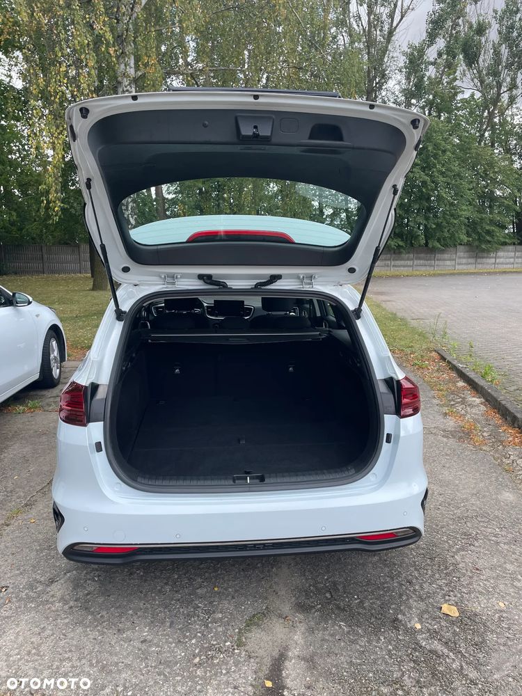 Kia Ceed 1.5 T-GDI M - 12