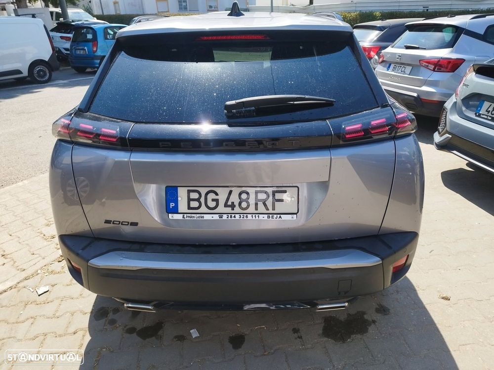 Peugeot 2008 1.2 PureTech Allure EAT8 - 3
