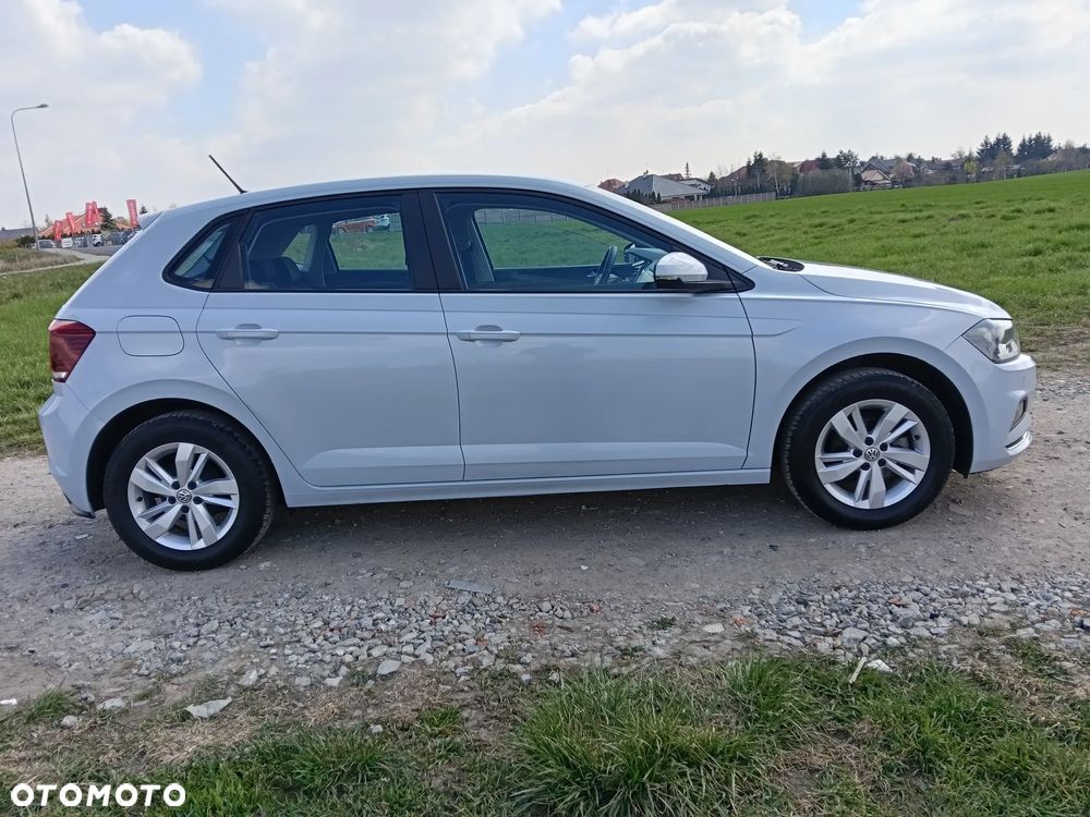 Volkswagen Polo 1.0 ACTIVE - 9
