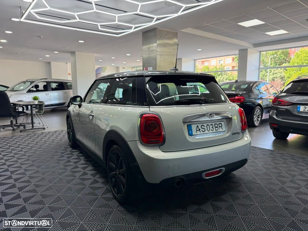 MINI 3 Portas Cooper D Auto - 11