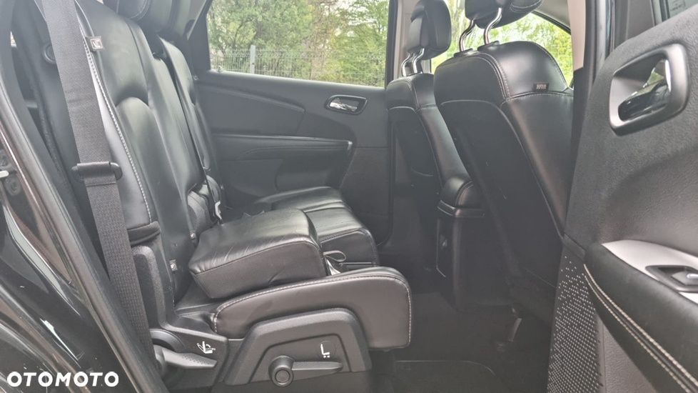Fiat Freemont 2.0 Multijet 16V DPF Automatik Allrad Black Code - 17