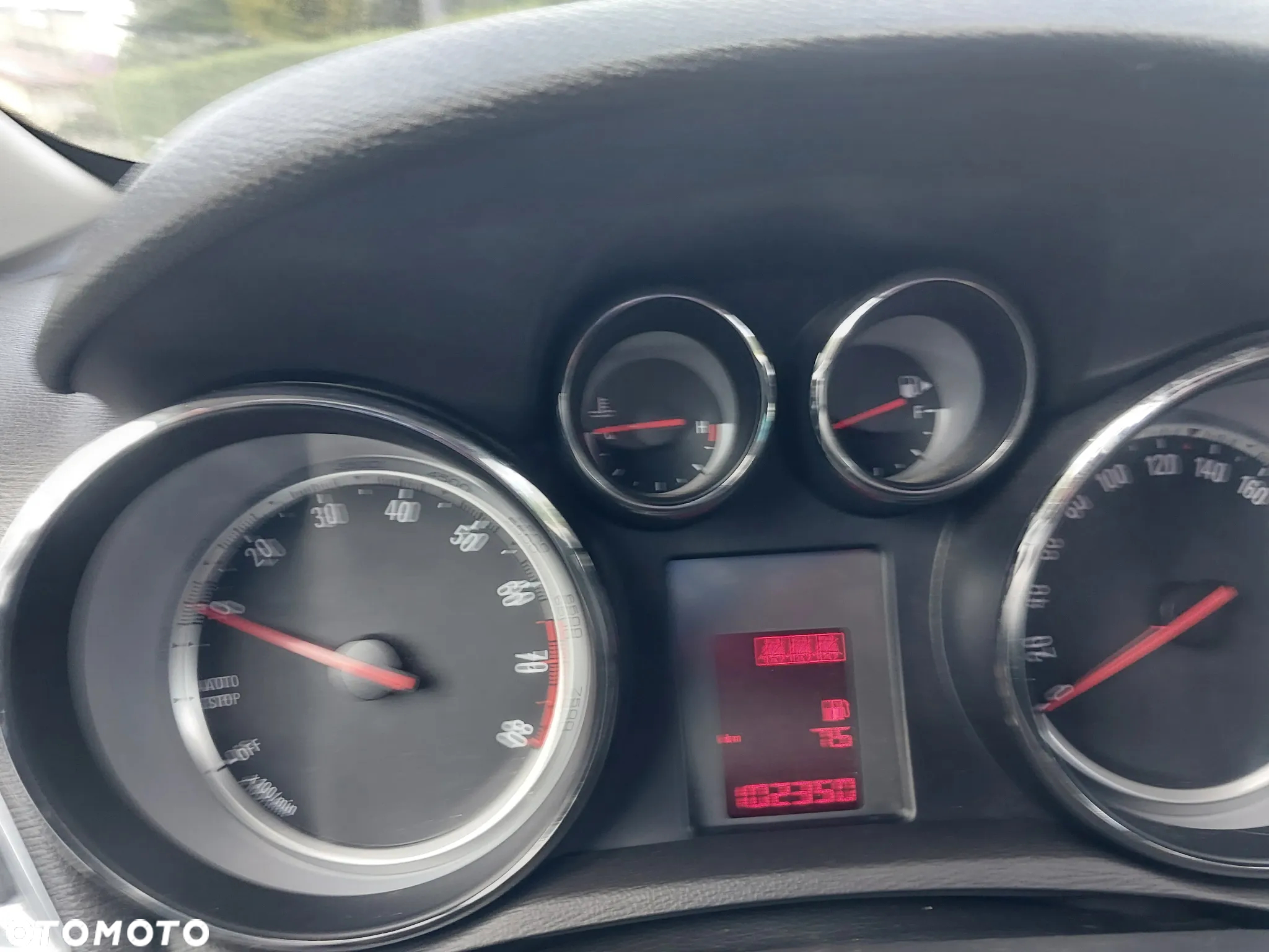 Opel Mokka X 1.6 Essentia S&S - 5