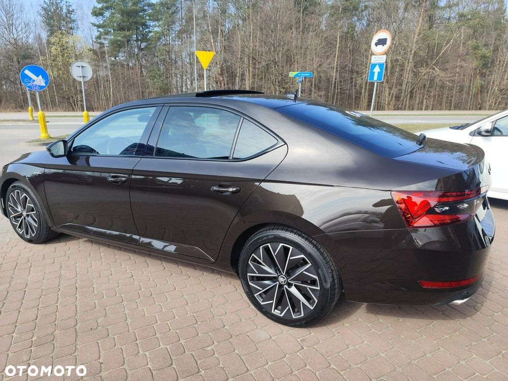 Skoda Superb 2.0 TSI 4x4 L&K DSG - 18