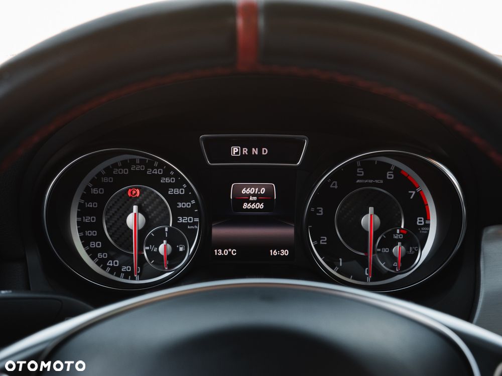Mercedes-Benz CLA 45 AMG 4-Matic - 21