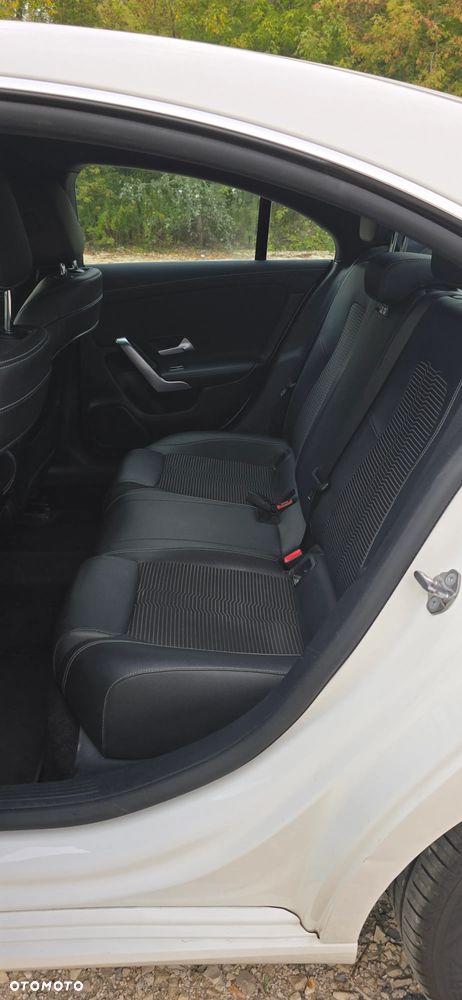 Mercedes-Benz CLA 180 d AMG Line 7G-DCT - 9
