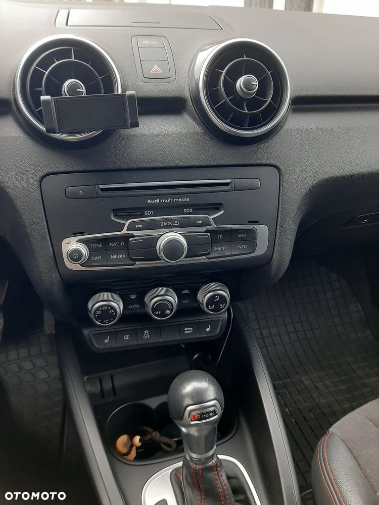 Audi A1 Sportback 1.6 TDI Sport S tronic - 17