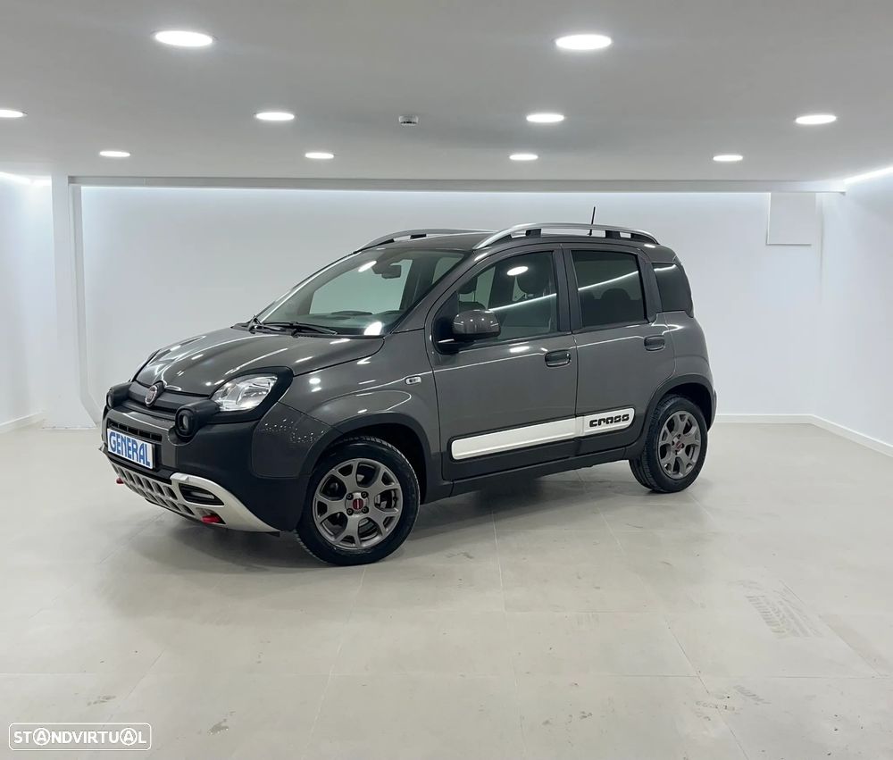 Fiat Panda 1.0 Hybrid Cross - 1