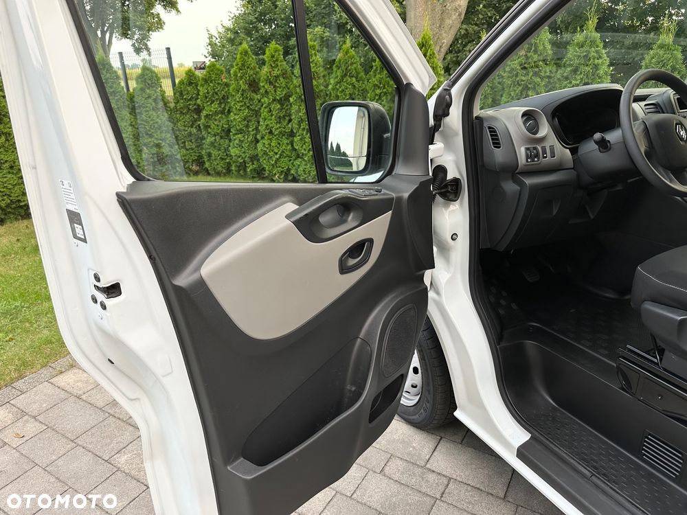 Renault Trafic - 9