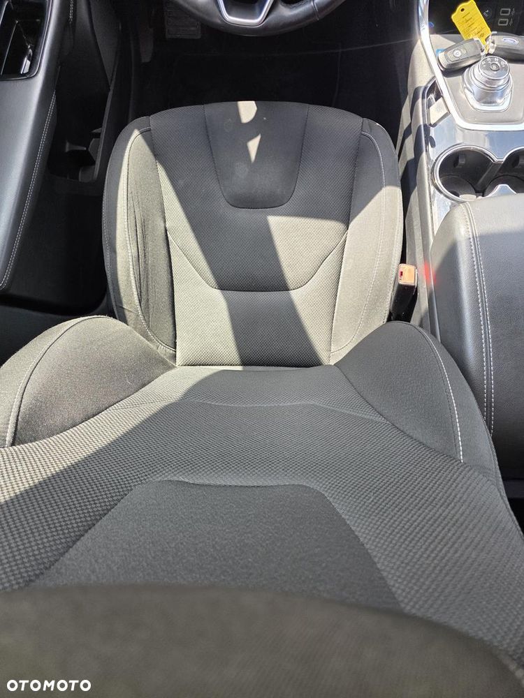 Ford S-Max 2.0 EcoBlue Titanium - 15