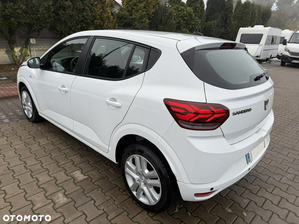 Dacia Sandero - 1