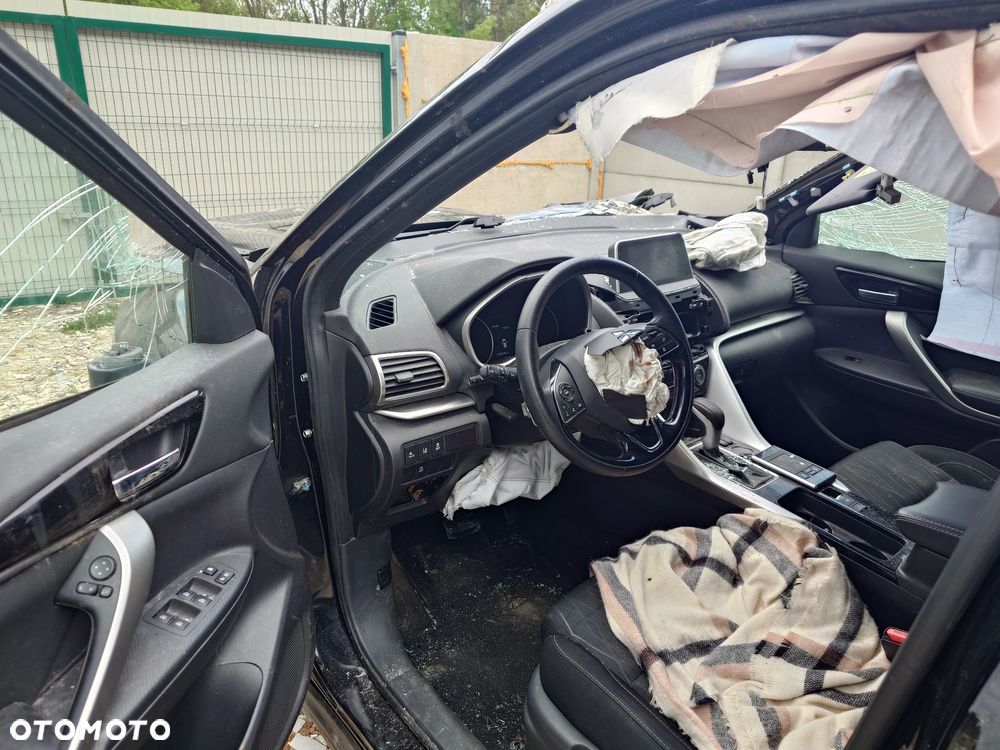 Mitsubishi Eclipse Cross 1.5 T-MIVEC 2WD CVT Diamant+ - 5
