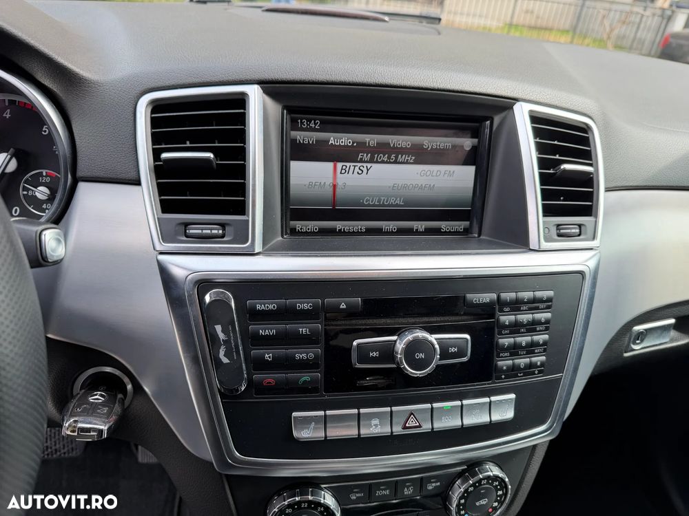 Mercedes-Benz ML 350 BlueTEC 4MATIC Aut - 14