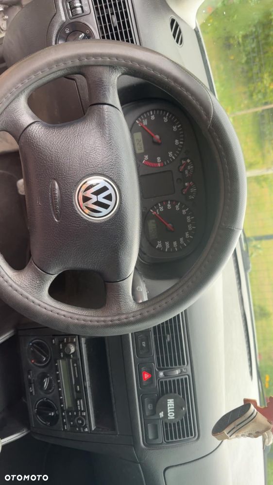 Volkswagen Golf 1.4 Basis - 6