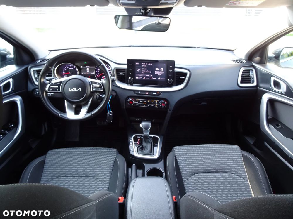 Kia XCeed 1.5 T-GDI M DCT - 24