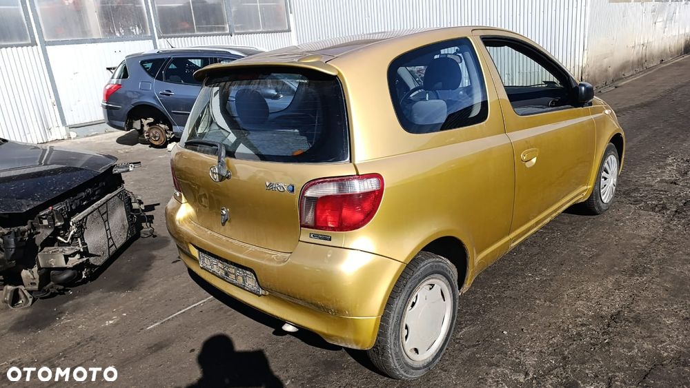 35931 Toyota Yaris I model od 99-03 silnik 1.0 1SZ-FE 68 km półautomat lakier 580 - 7