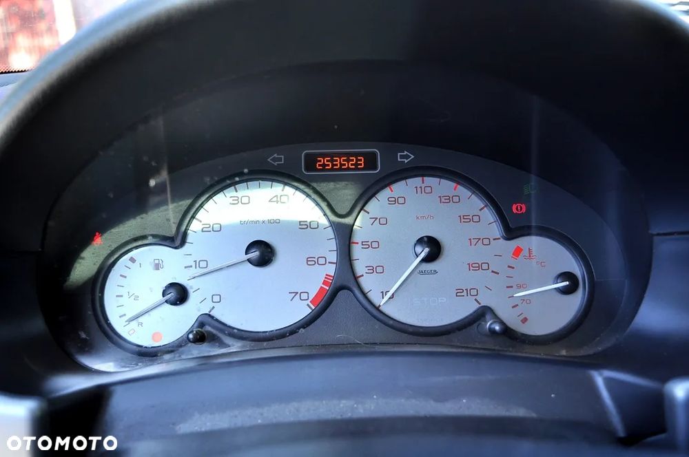 Citroën Berlingo II 1.6i Impress Luxe - 18