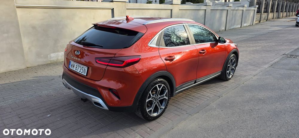 Kia XCeed 1.5 T-GDI Business Line - 3