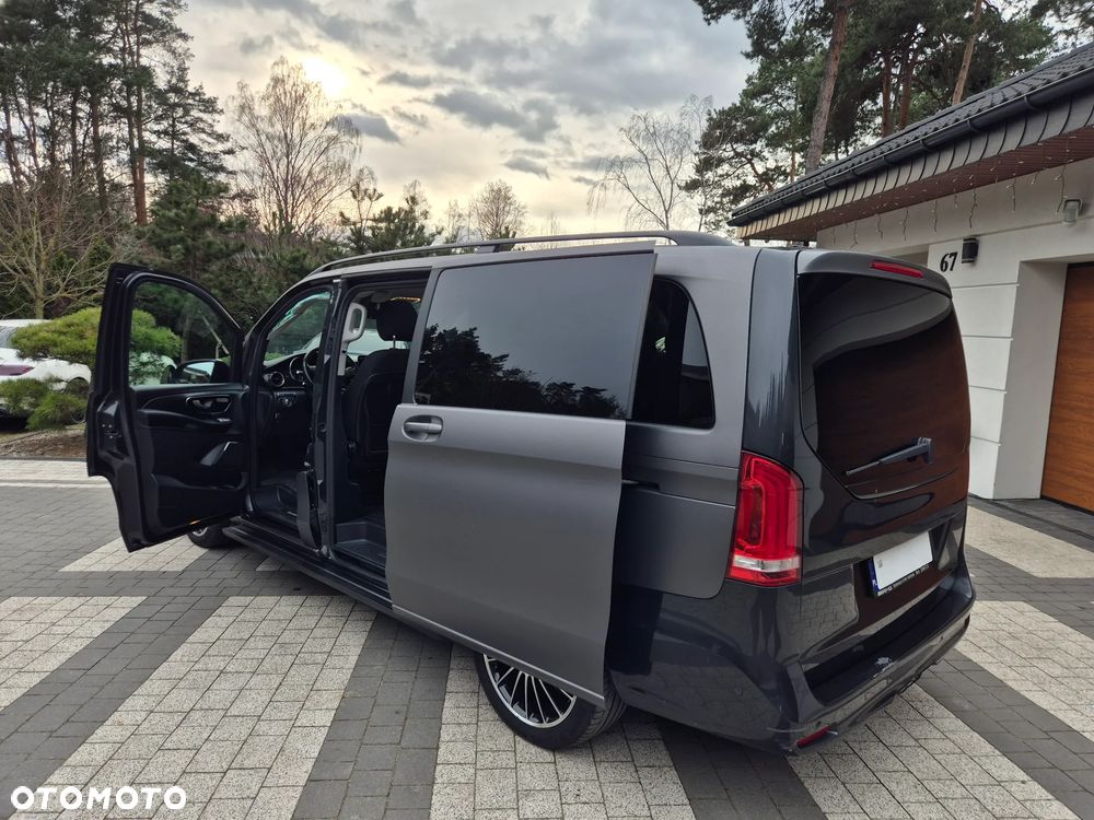 Mercedes-Benz Klasa V - 25