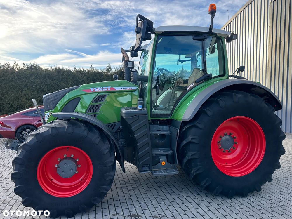 Fendt 724 Vario Gen6 Profi Plus - 2