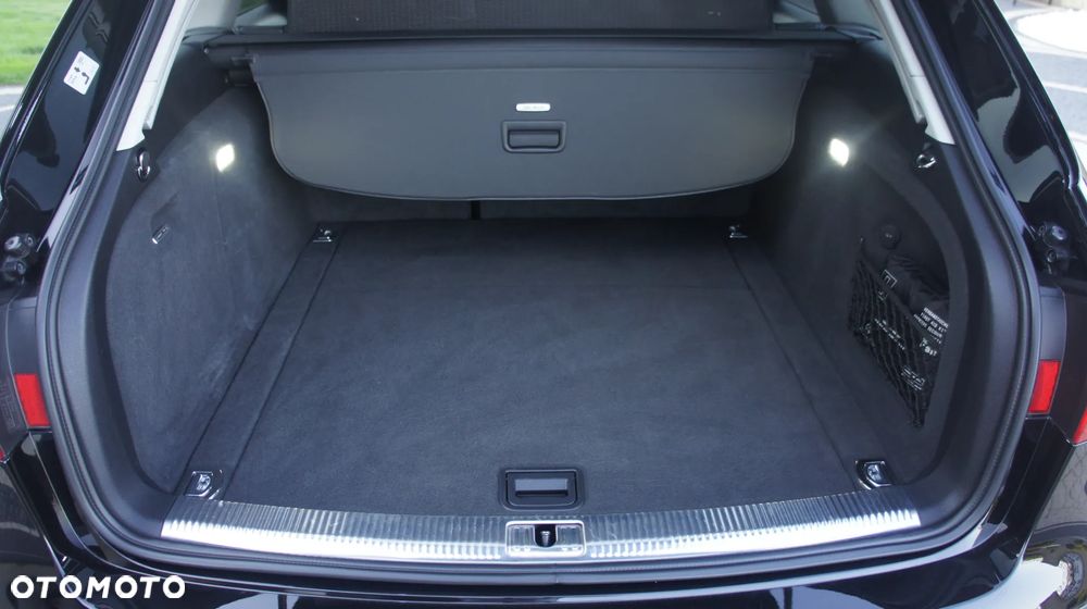 Audi A4 Allroad - 32