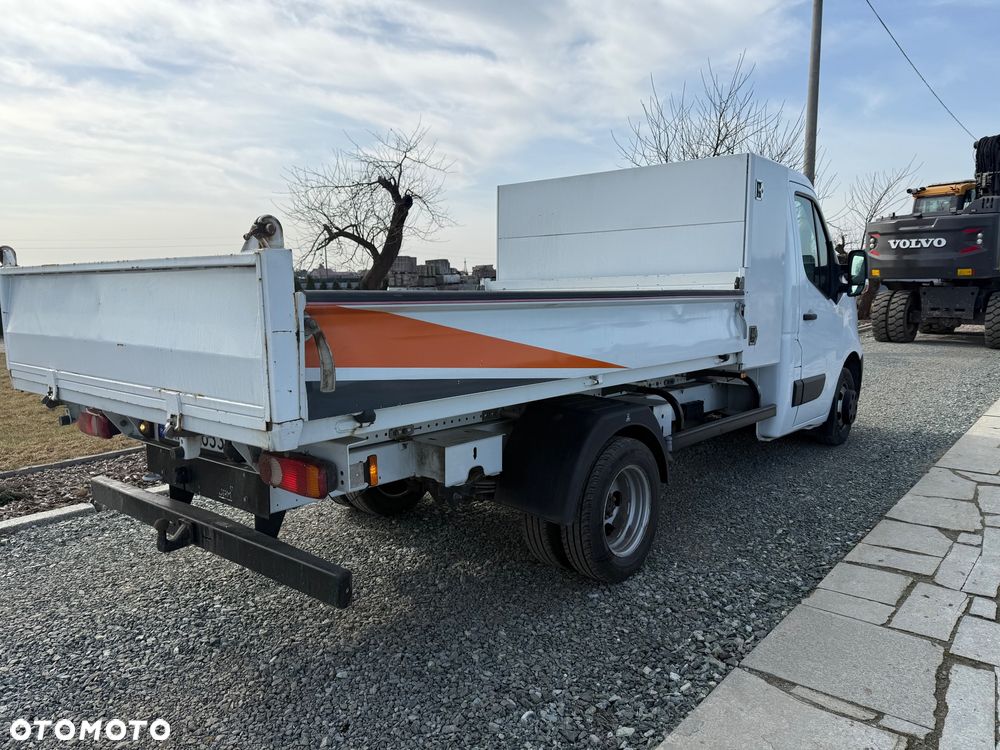 Nissan Interstar - 5
