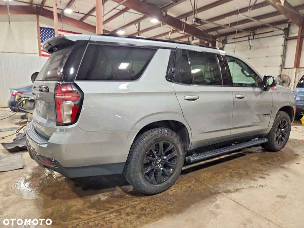 Chevrolet Tahoe - 4