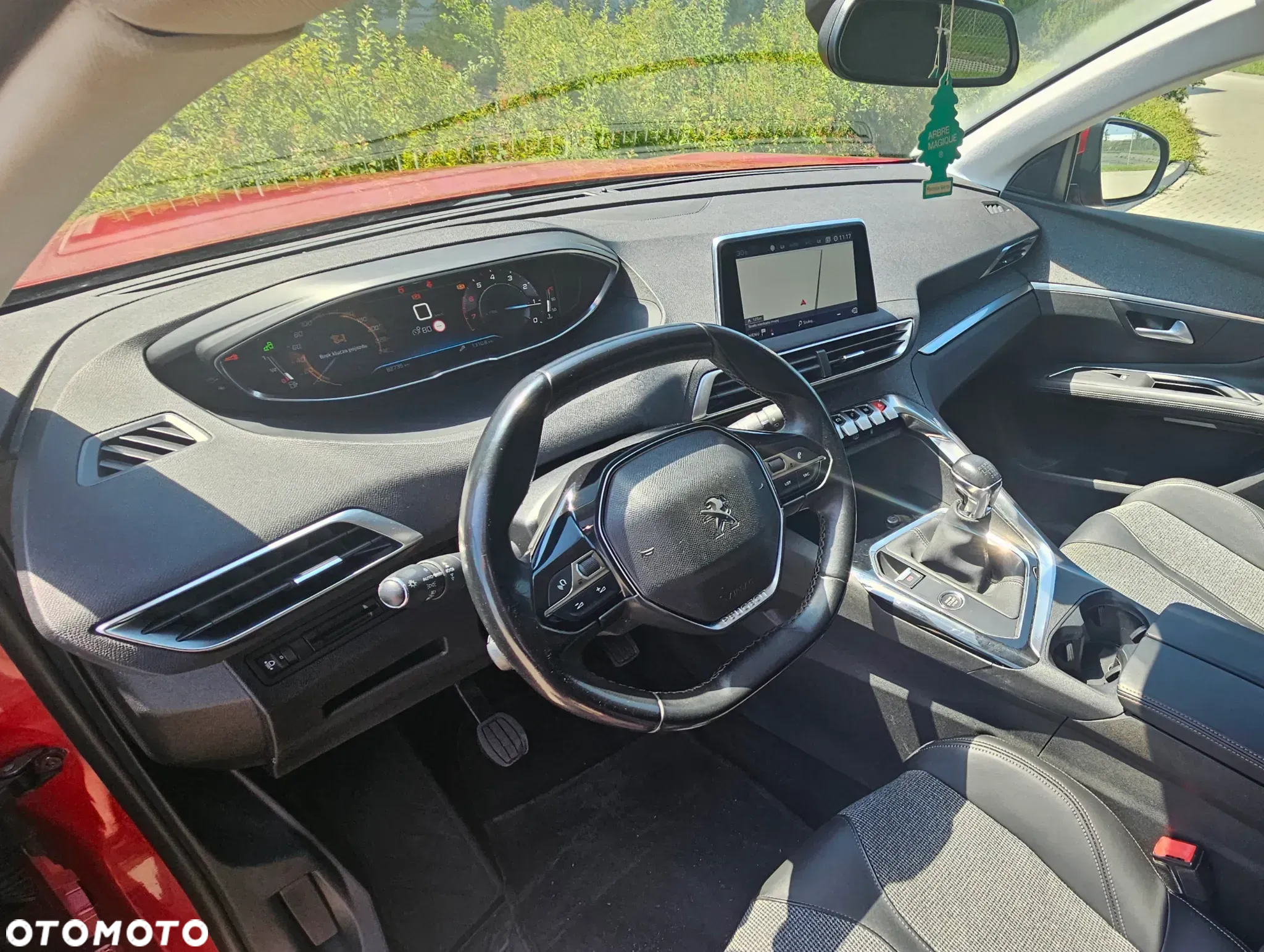 Peugeot 3008 1.2 PureTech Allure S&S - 13