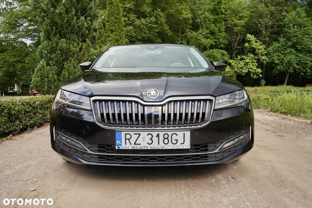 Skoda Superb 2.0 TDI SCR 4x4 Style DSG - 2