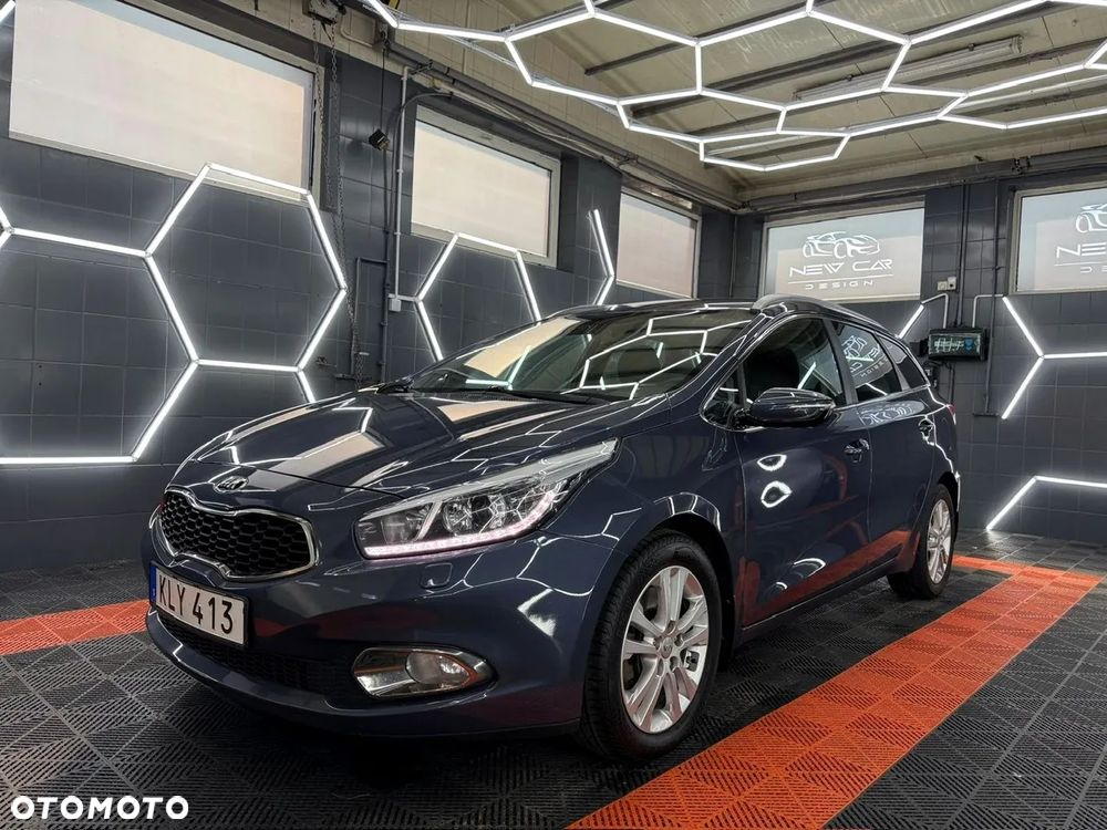 Kia Ceed 1.6 CRDi 128 Platinum Edition - 12