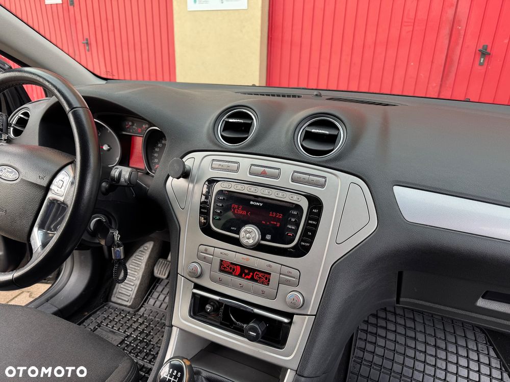 Ford Mondeo 2.0 TDCi S - 11