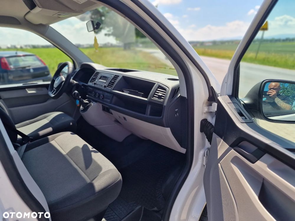 Volkswagen Transporter Lang EU6 - 20