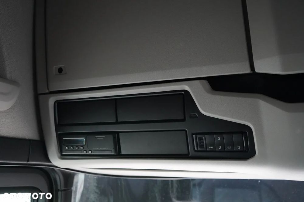 Scania S 500 / RETARDER / KLIMA POSTOJOWA / CAŁA NA PODUSZKACH / ALUFELGI / SKÓRY / - 34