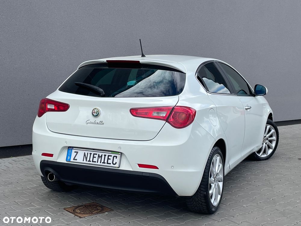 Alfa Romeo Giulietta - 14
