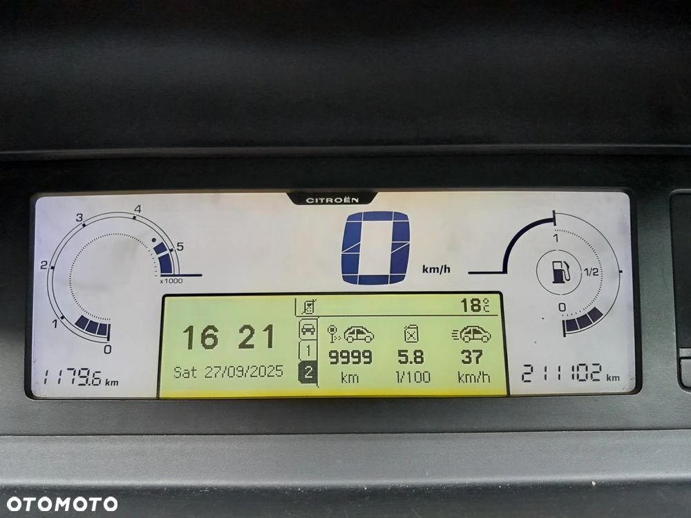 Citroën C4 Picasso - 9