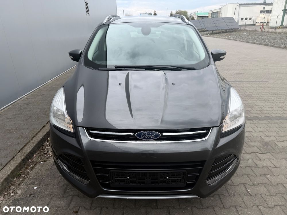 Ford Kuga 1.5 EcoBoost 2x4 Titanium - 1