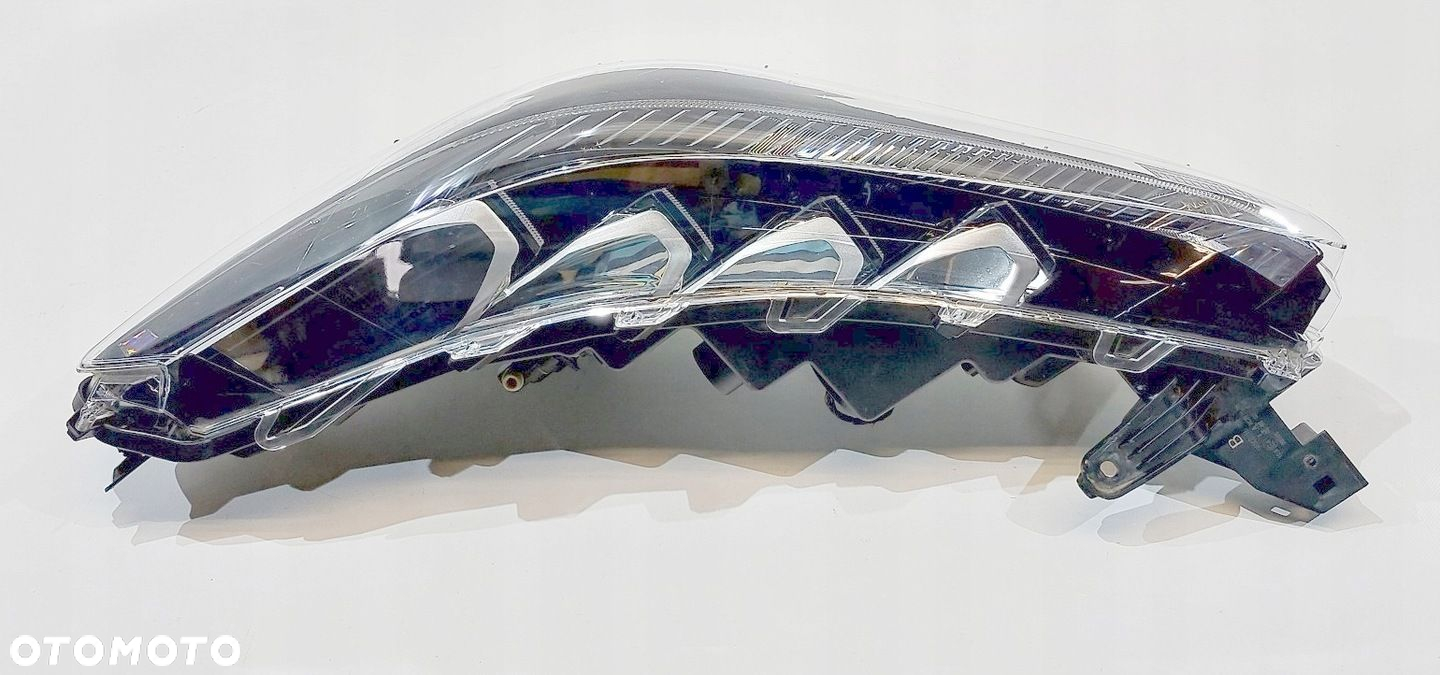 LAMPA REFLEKTOR PRZÓD LEWY TOYOTA COROLLA CROSS 22r FULL LED EUR - 9