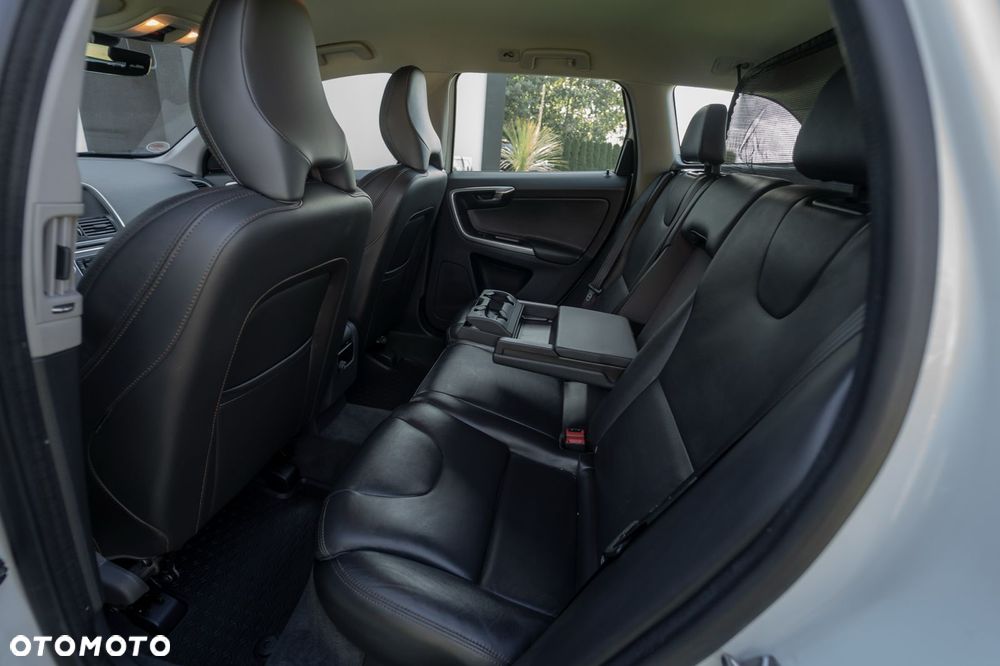 Volvo XC 60 D4 Geartronic Summum - 39