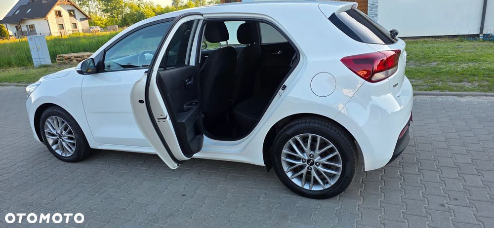 Kia Rio 1.2 Dream-Team Edition - 11