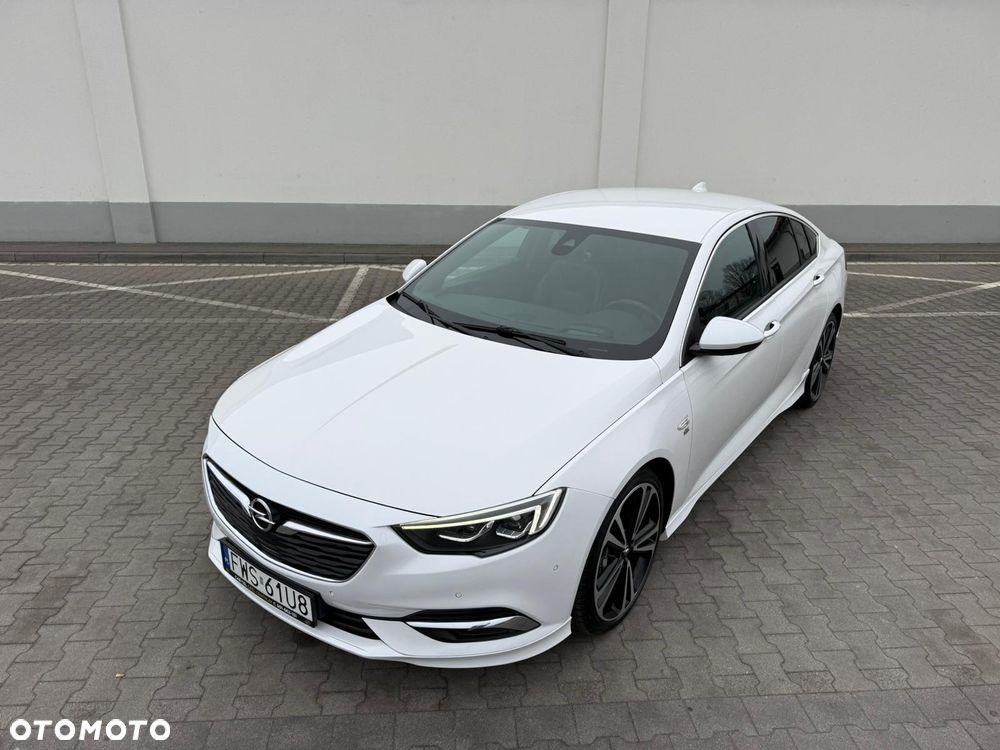 Opel Insignia 2.0 T 4x4 Innovation S&S - 10