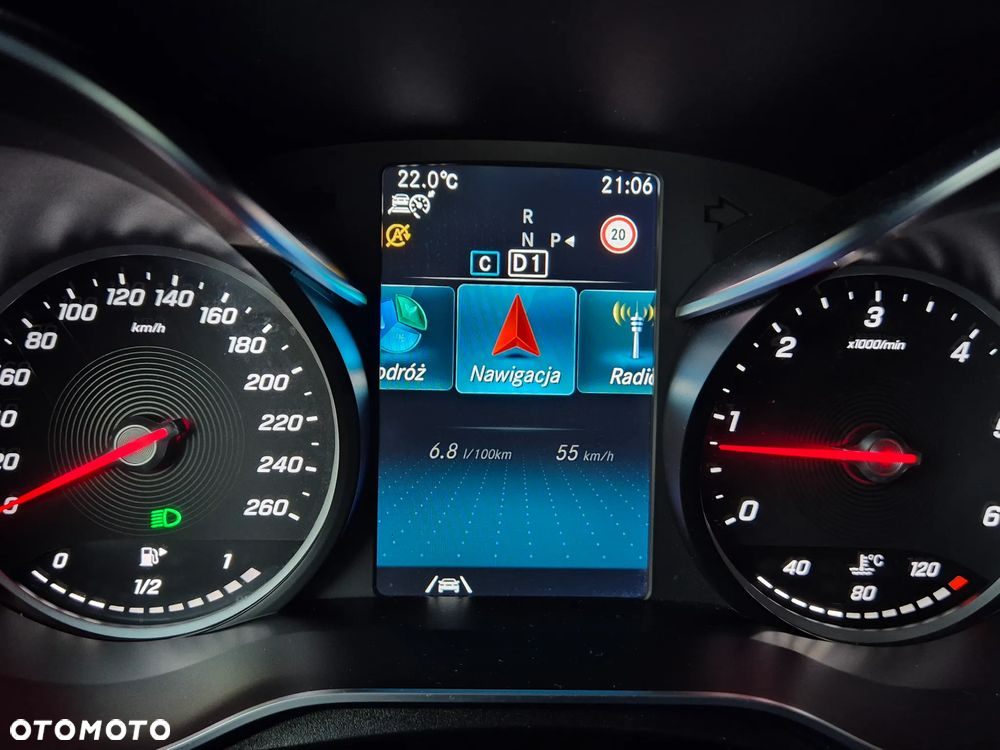 Mercedes-Benz GLC 220 d 4Matic 9G-TRONIC AMG Line - 20