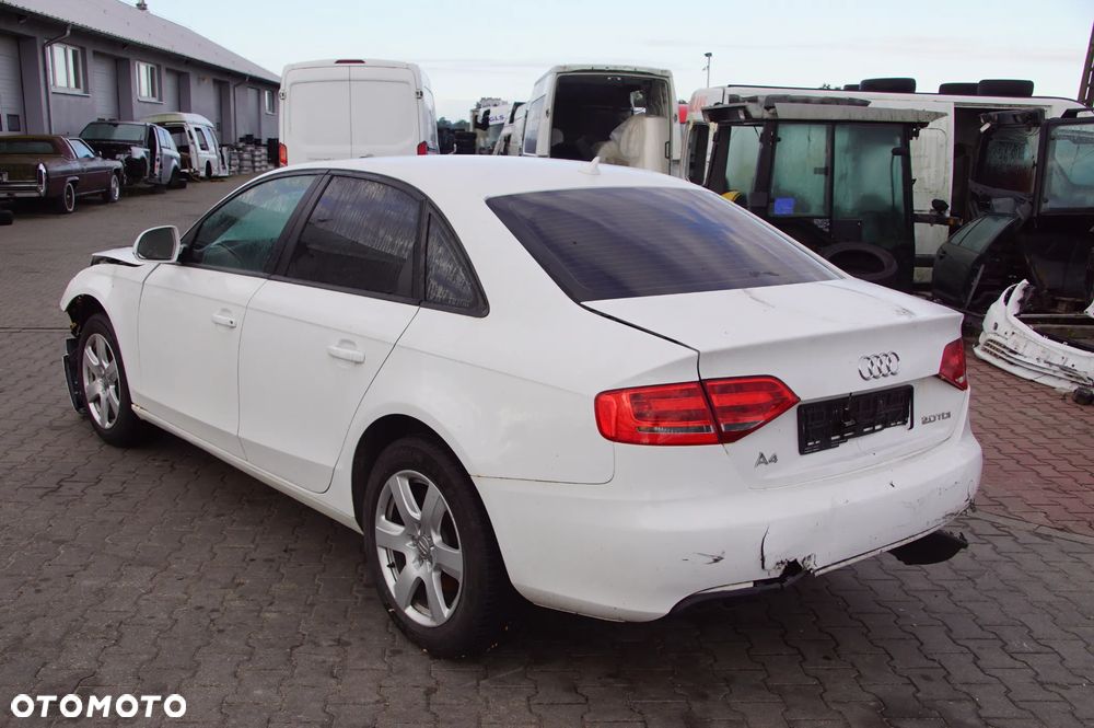 Auto na części - Audi A4 B8 2.0 TDI 143KM CAGA KXP LY9C 2009R Silnik Skrzynia Drzwi Szyba Klapa Zderzak Błotnik Lusterko Sterownik Moduł Czujnik Deska Kokpit Licznik Wyświetlacz Kierownica - 7