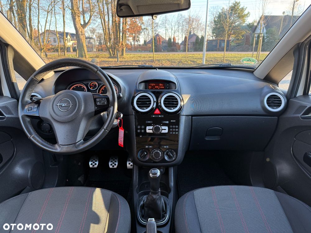 Opel Corsa - 12