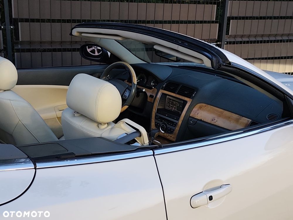 Jaguar XK 4.2 Cabriolet - 33
