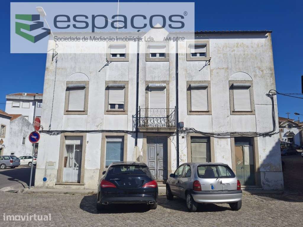 Prédio para Restaurar em Alcains - Grande imagem: 2/13